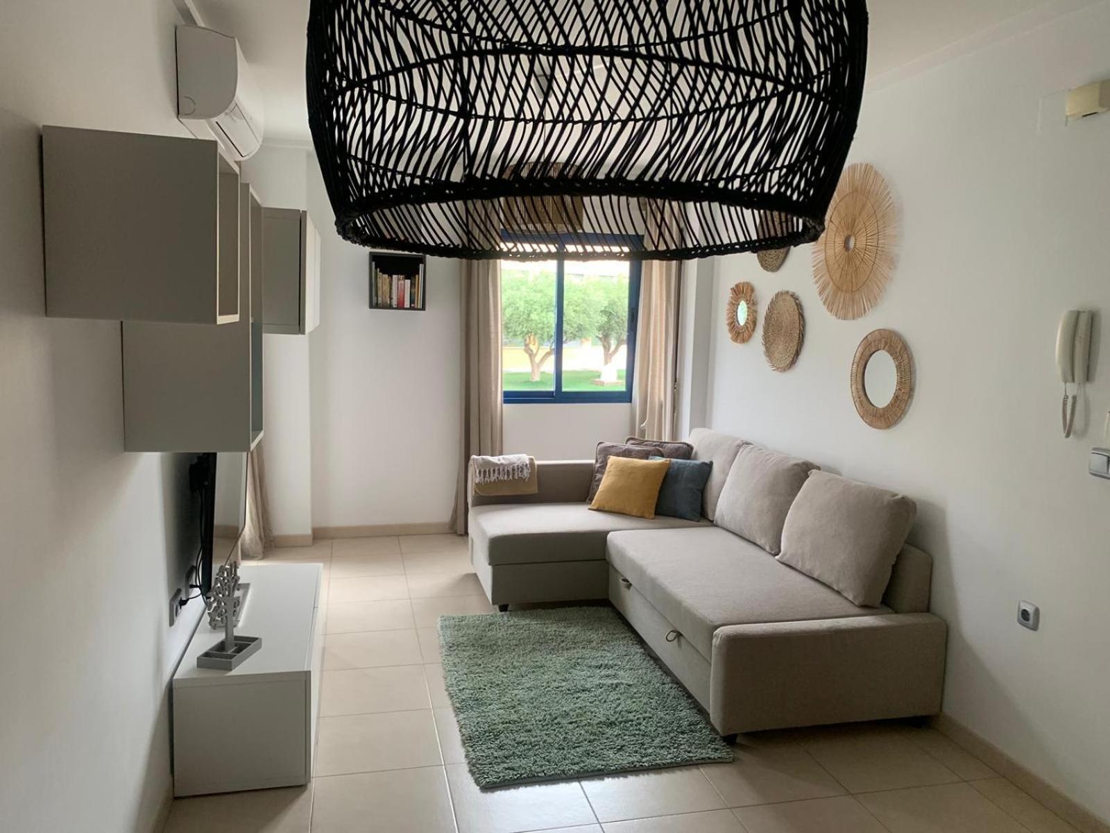 Alicante Apartments Exterior photo